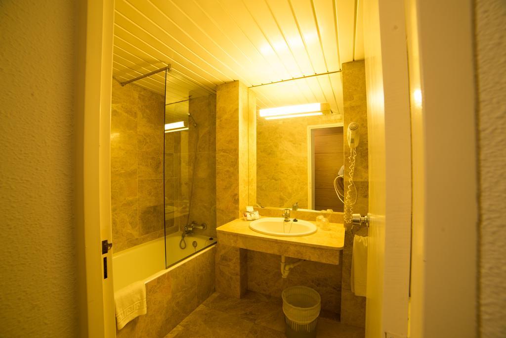 Alp Hotel ลา มาเซลยา ภายนอก รูปภาพ